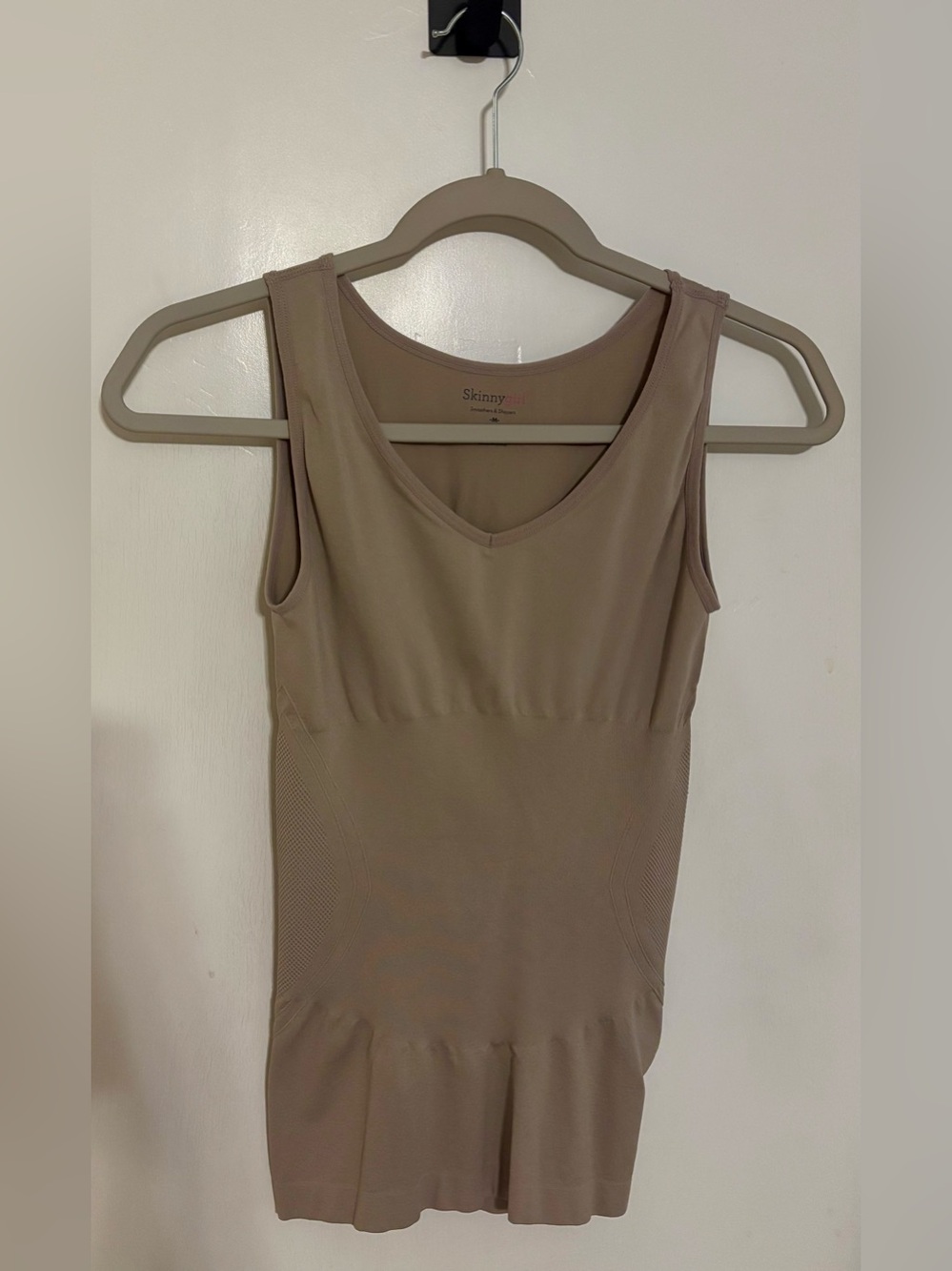 Skinny Girl - Women’s Size M - Seamless Shaping Tank - Taupe